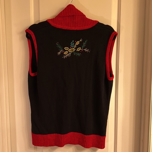 Black & Red Cardinal Vest Lisa International - Picture 3 of 6